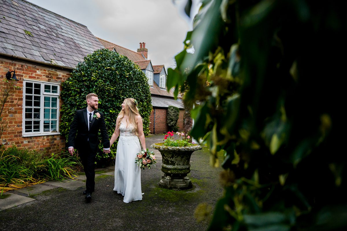 Spread Eagle Thame Wedding - Stacey & Dan - Marcus Charter Wedding  Photography